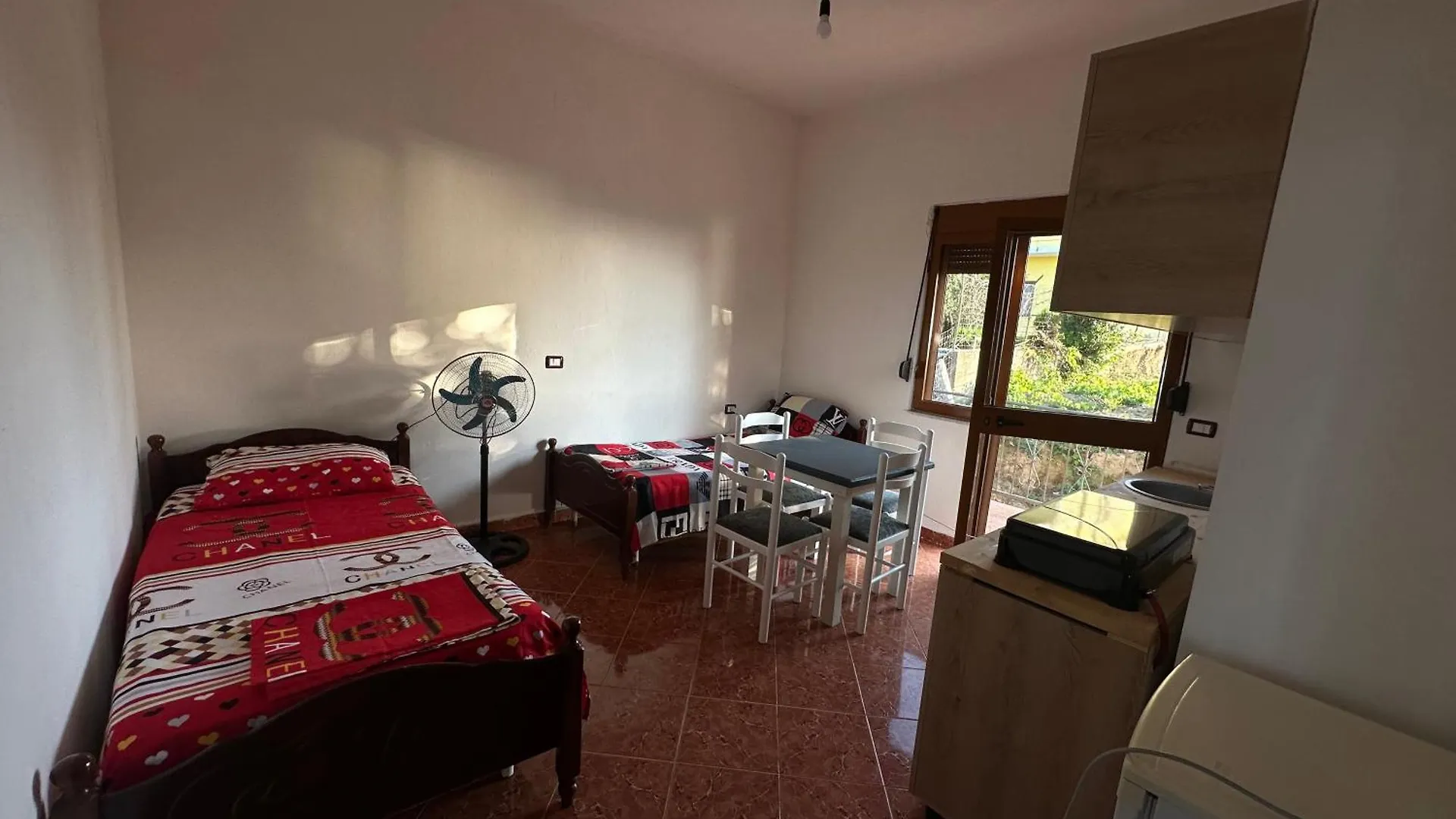 Gasthof Apartment For Rent Vacation Krasniqi Karpen Albanien