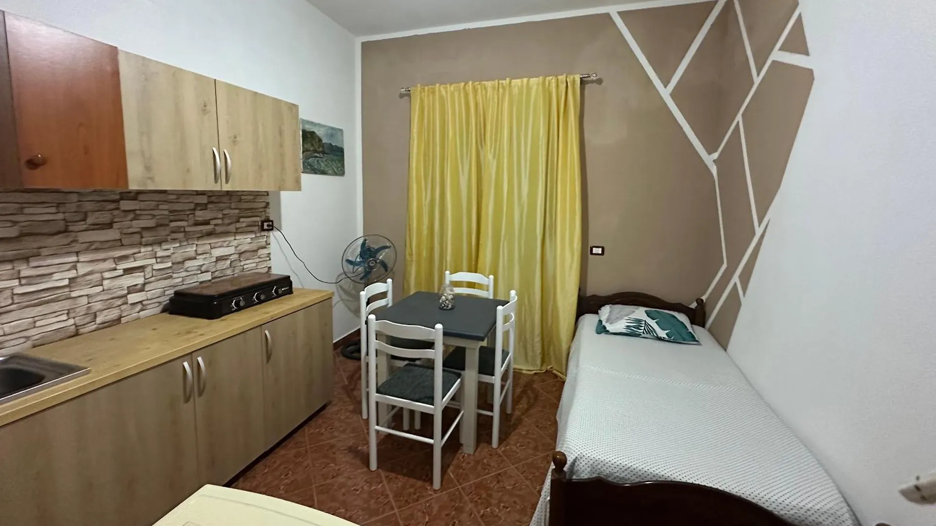 Apartment For Rent Vacation Krasniqi Karpen 0*,  Albanien