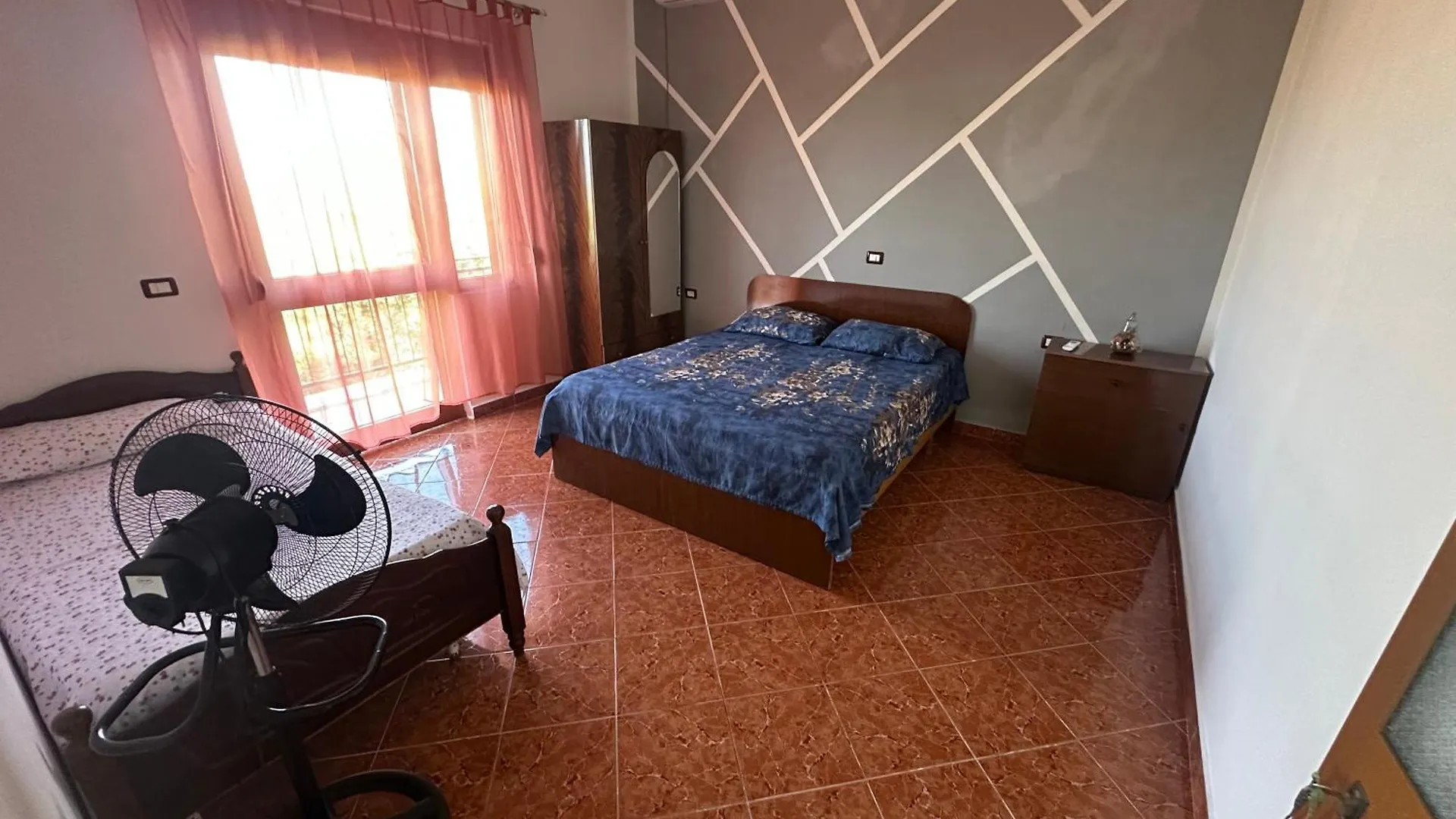 Apartment For Rent Vacation Krasniqi Karpen 0*,