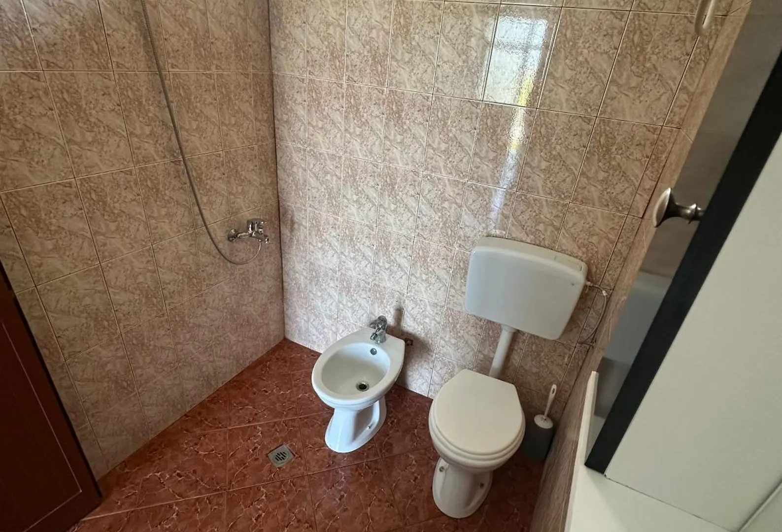 Apartment For Rent Vacation Krasniqi Karpen 0*,  Albanien